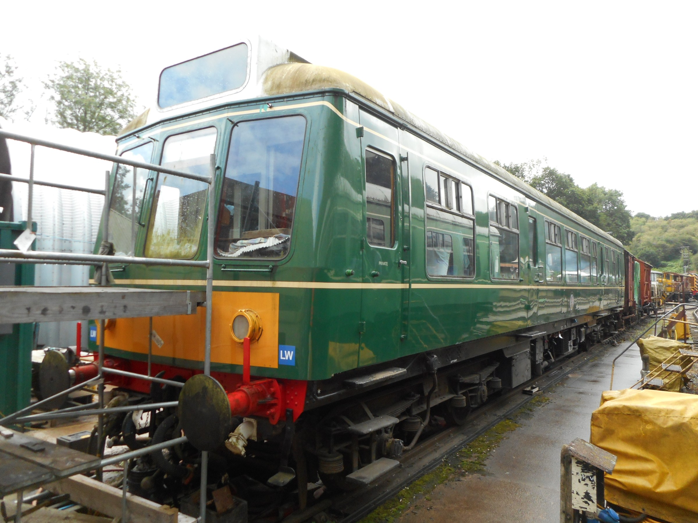 51914_Norchard_07082019 a green train that is sitting on a track